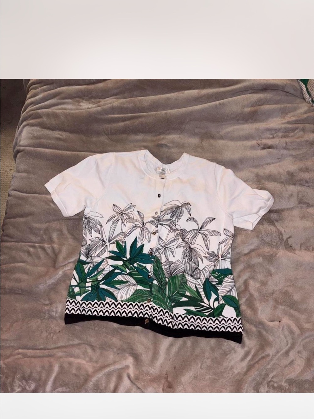 CJ Banks White Short-Sleeve Top with Green Leaf Border